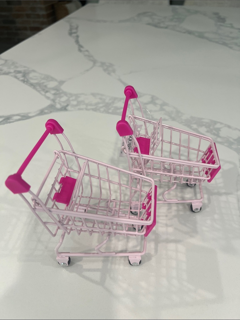 💕Cute. Mini Shopping Cart. 2pc - Picture 4 of 16